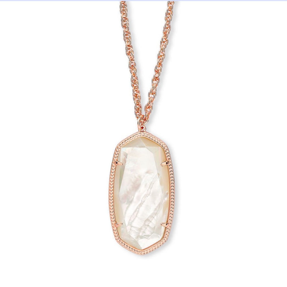 Kendra Scott Rae Necklace in Mother of Pearl